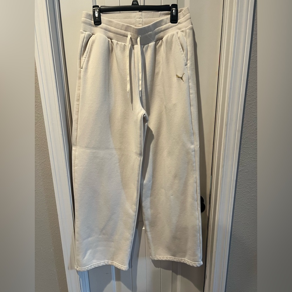Puma ivory cream off white Sweatpants with Gold Accents women or men sz large L